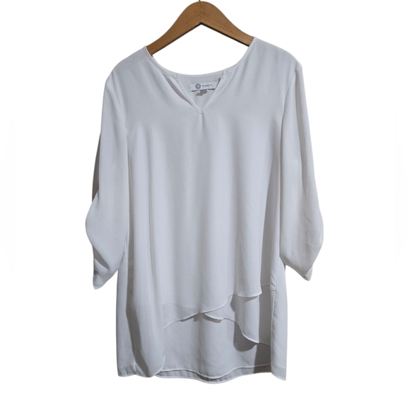 Tops - Cristina B Women's Size Medium Elegant White Women's Top